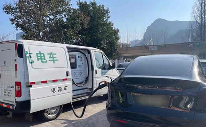 蓬江区汽车搭电