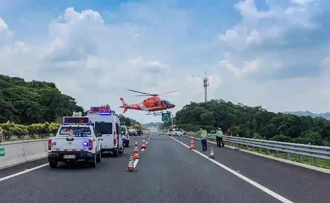 蓬江区高速公路汽车救援案例