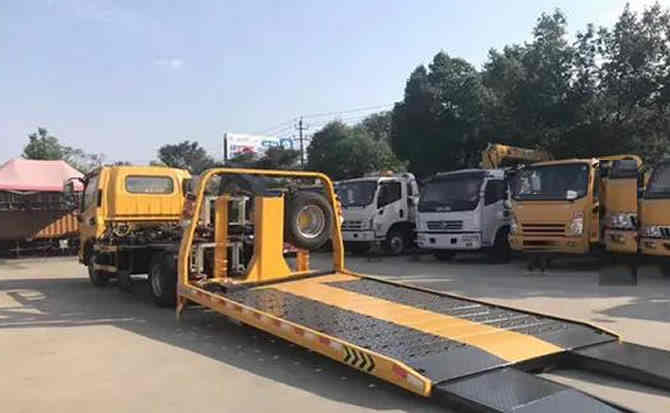 蓬江区汽车中途维修案例